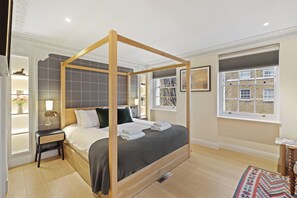 3 bedrooms, iron/ironing board, free WiFi, bed sheets - 3 Bedroom Flat in London (Greater London)