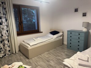 3 bedrooms, iron/ironing board, WiFi, bed sheets - Górsko, spokój, cisza, reset blisko morza! (Górsko)