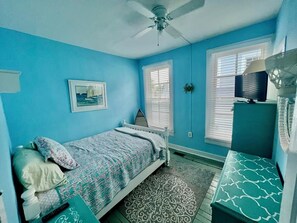 4 bedrooms, desk, iron/ironing board, travel cot