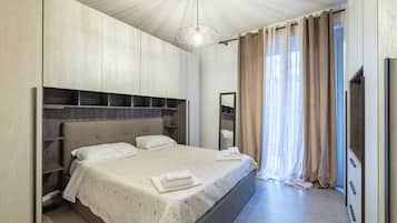 Apartment, Balcony | Iron/ironing board, free WiFi