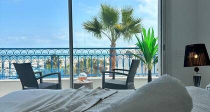 Luxury villa in Sidi Bou Saïd, sea view, walking distance to beach, terrace, jacuzzi,