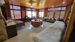 1 dormitorio, tabla de planchar con plancha, Internet