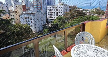 Apto pet Friendly c Wifi a 350m da Praia do Tombo