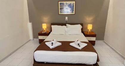 DOLPHIN APARTMENTS & STUDIOS