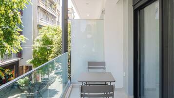 Appartement Deluxe, 1 chambre, balcon | Terrasse/Patio