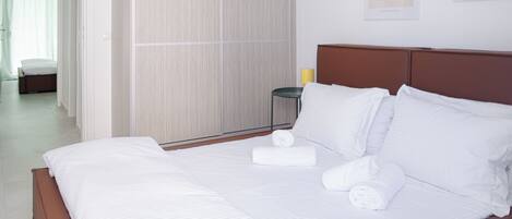 Superior appartement, 2 slaapkamers | Luxe beddengoed, pillowtop-bedden, gratis babybedden, gratis wifi