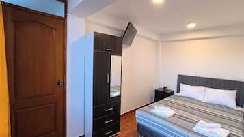 Room | Free WiFi