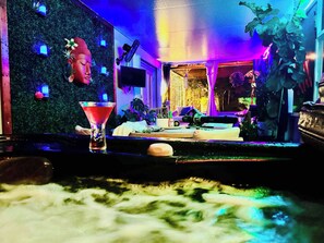 Bar (in der Unterkunft)