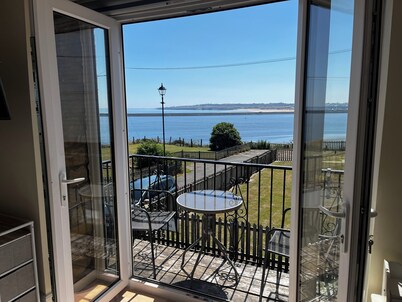 The View Old Coastguard Cottage