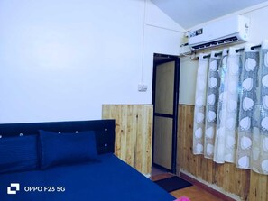 Basic Room, Balcony | Free WiFi