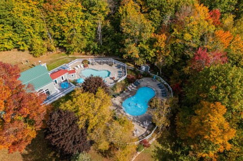 Private Spacious 3 bed Condo in Nordic Village