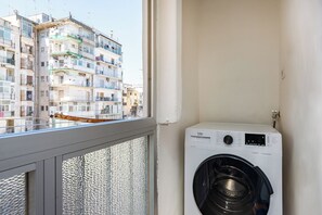 Familjelägenhet - 2 sovrum (Eva Apartment Bari) | Balkong