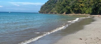 Beautifull Family Townhouse at Las Nubes in Jacó Beach, Costa Rica.