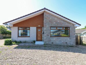 Exterior - Fircroft (Perth)