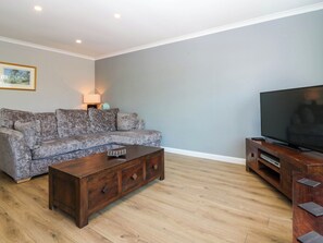 Living area - Fircroft (Perth)