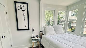 3 habitaciones, tabla de planchar con plancha y acceso a internet