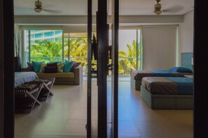 3 chambres, fer et planche à repasser, Wi-Fi, draps fournis