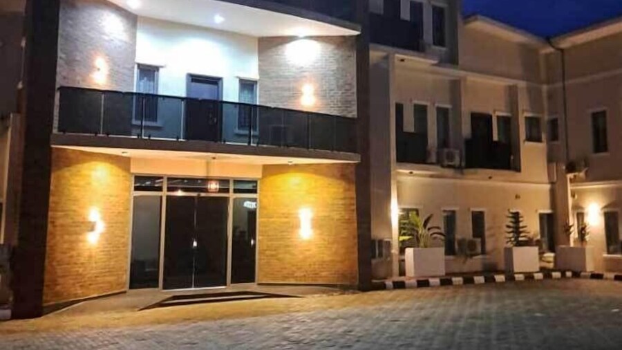Luxury Apartment & Homes