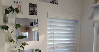 Gallery Look Cozy 2-bedroom apartment in charming Berkeley