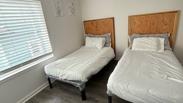2 bedrooms, free WiFi, bed sheets