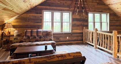 Lumberjack Lodge - Modern waterfront home with breathtaking Crane Lake sunsets