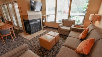 TV, fireplace
