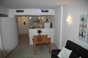 Apartment | Dining - Home in Playa Terrazas Area (Orihuela)