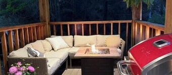 Rocky Creek Retreat, in otter point