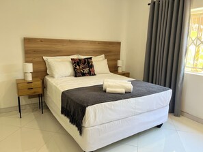4 Schlafzimmer, Bügeleisen/Bügelbrett, WLAN, Bettwäsche