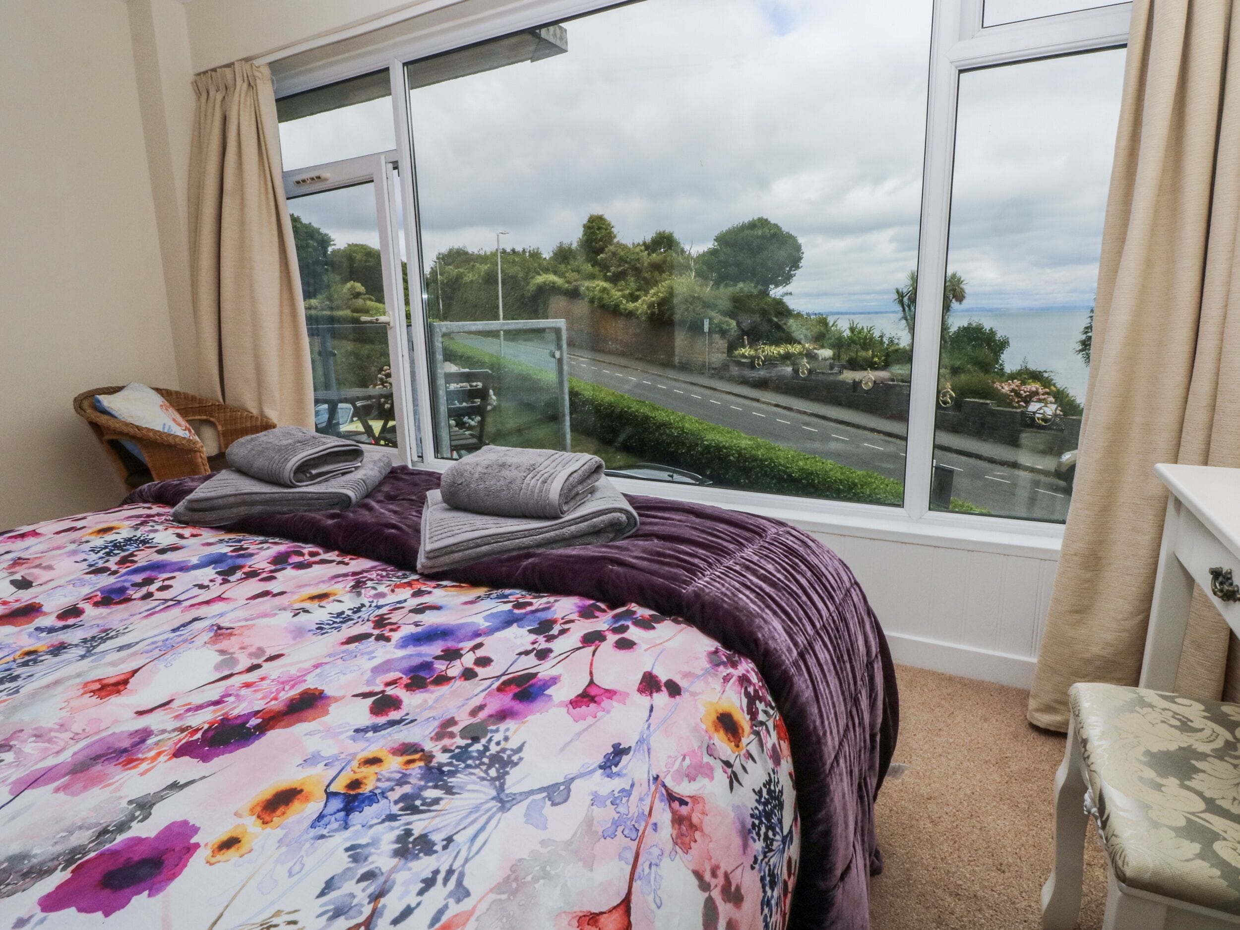 Cottage | 2 bedrooms, individually decorated, individually furnished, free WiFi
