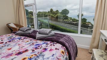 Cottage | 2 bedrooms, individually decorated, individually furnished, free WiFi
