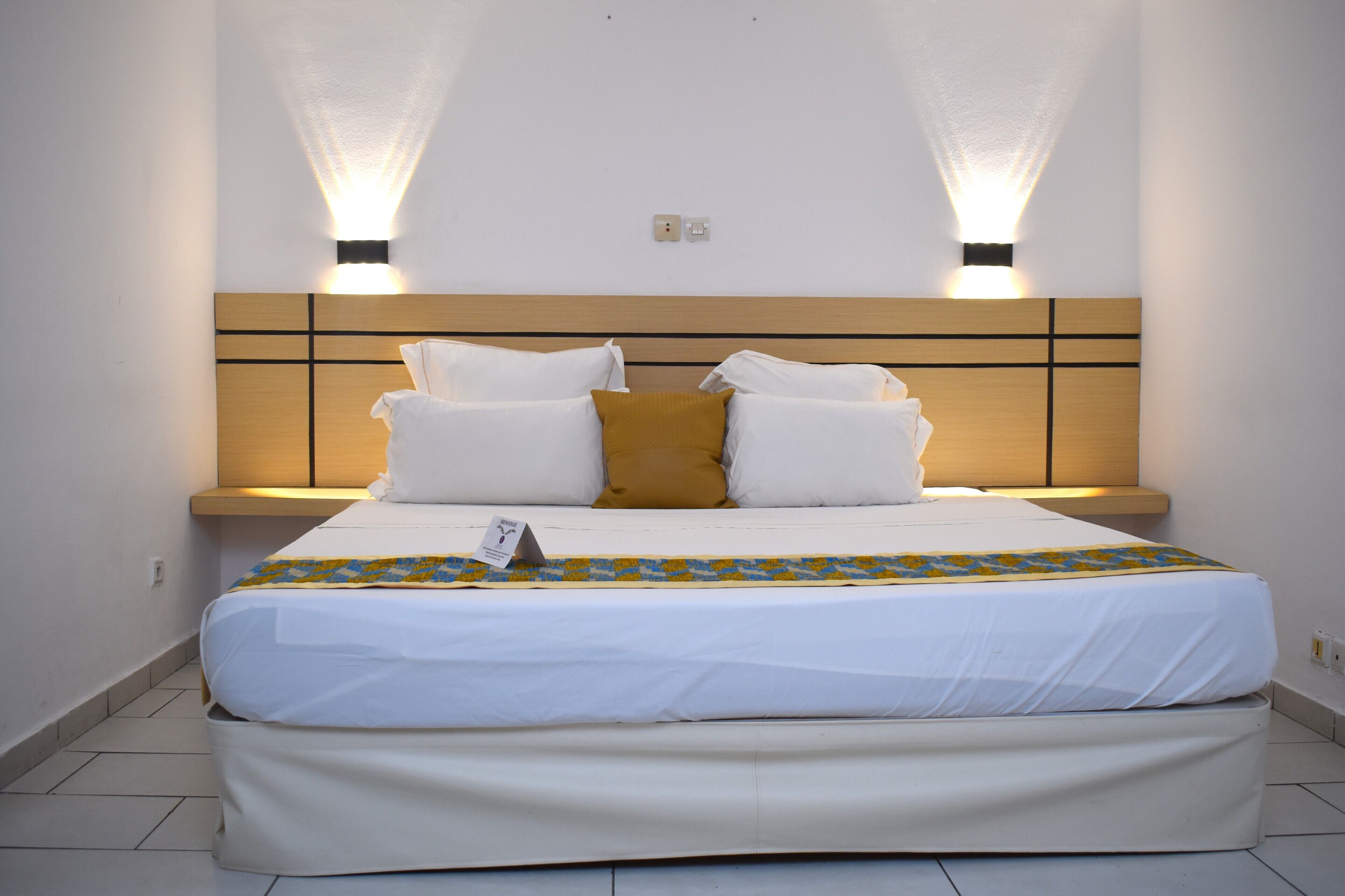 Basic Room | Desk, free WiFi