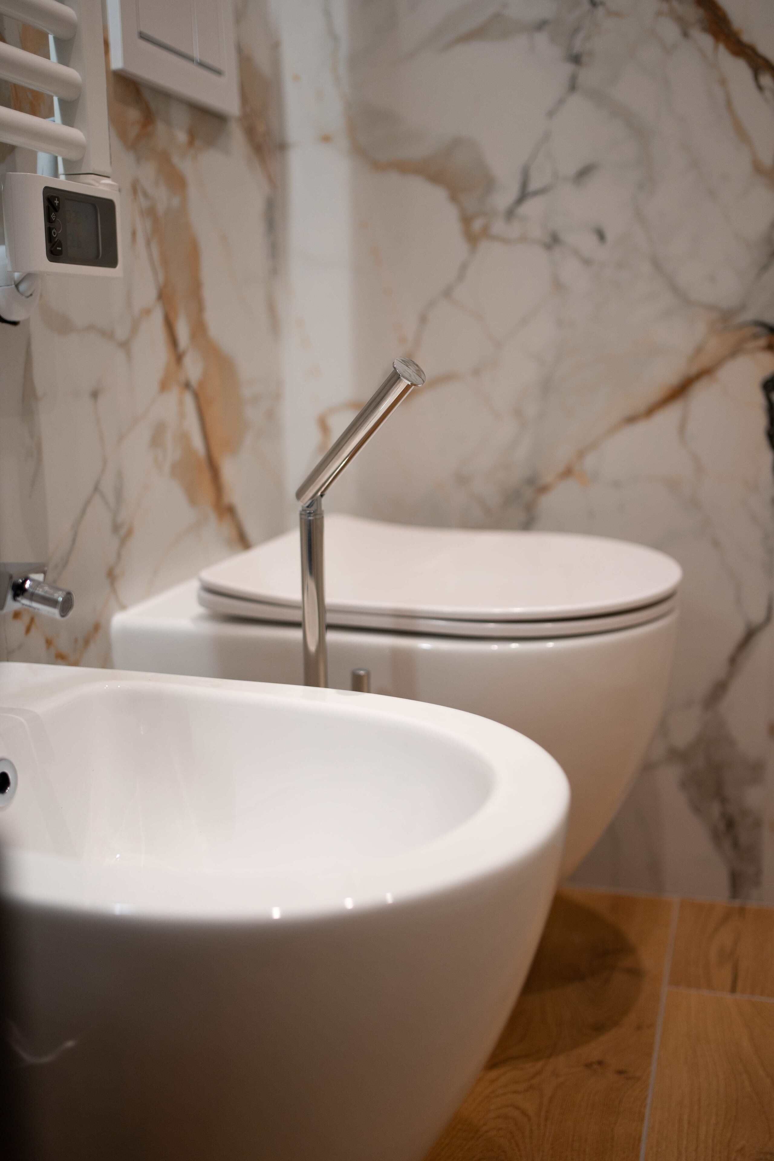 Dusche, Haartrockner, Bidet, Handtücher