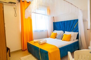 1 slaapkamer, een strijkplank/strijkijzer, gratis wifi