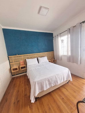 1 quarto, ferros/tábuas de passar roupa, Wi-Fi, roupa de cama