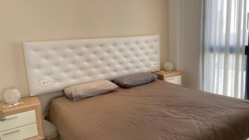 Apartment | 2 bilik tidur, seterika/papan seterika