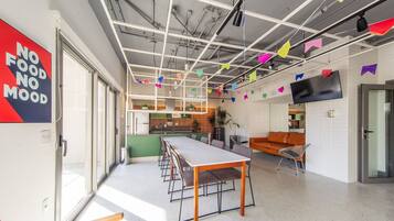 Basic Apartment | Interior