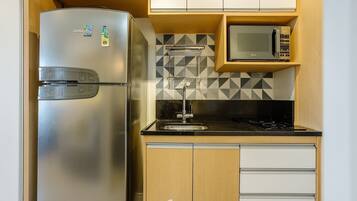 Basic Apartment | Private kitchen