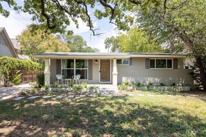 Bungalow, Private Bathroom | Exterior - Palma Plaza Unit C (Austin)