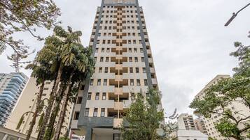 Basic Apartment | Exterior