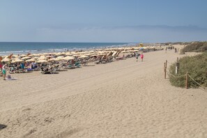 Beach nearby - Vacaciones 'Lirio Blanco De Las Dunas Canarias' con piscina compartida, balcón y Wi-Fi (Playa Del Ingles)