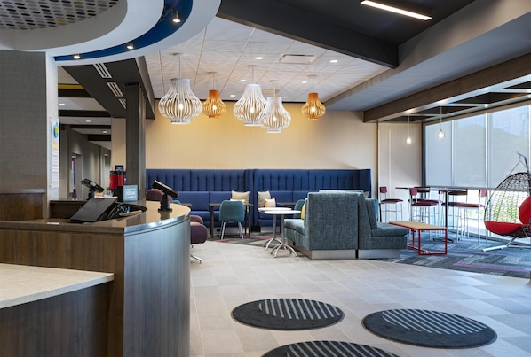 Lobby - Tru By Hilton Irving Dfw South (Irving)