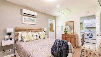 1 habitación y ropa de cama