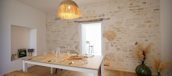 Aux Trois Mousquetaires - proche Jardin Dumaine