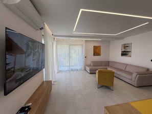 Luxury Villa, Sea View | Living area