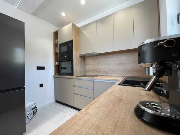 Luxury Villa, Sea View | Private kitchen