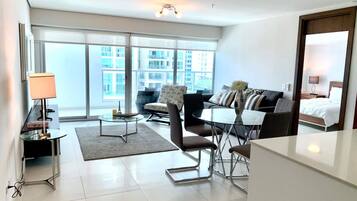 2 bedrooms, Internet