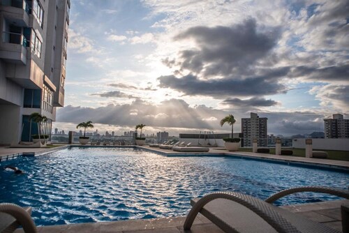 East Tower - Spacious 3 Bed Apt in Costa del Este