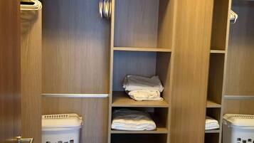 Apartment | 2 bedrooms, Internet