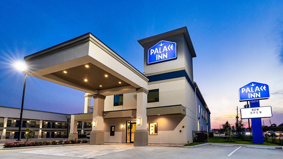 Palace Inn Blue Copperfield FM 529